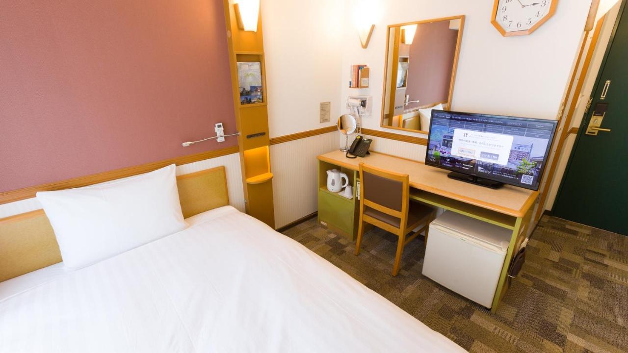 Toyoko Inn Hakata-Eki Bus Terminal Mae Fukuoka  Exteriör bild