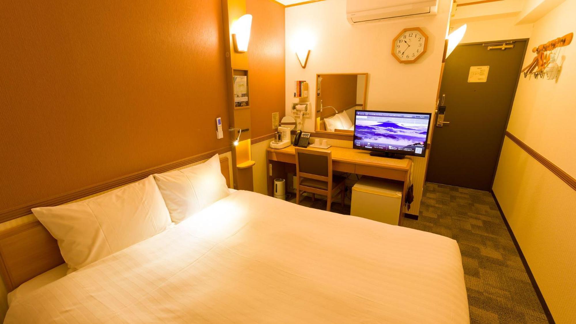 Toyoko Inn Hakata-Eki Bus Terminal Mae Fukuoka  Rum bild